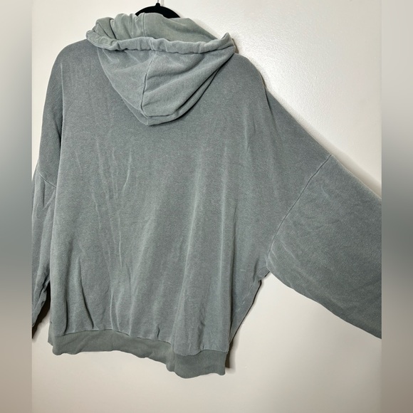 American Eagle Women’s Olive Green Zip up Hoodie - Picture 2 of 5